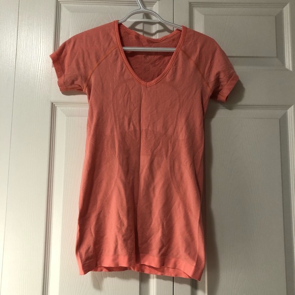 lulu swiftly top